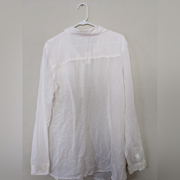 GAP Maternity Top white size large - Picture 4 of 4